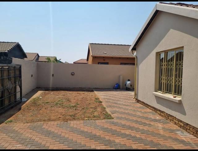 3 BEDROOM HOUSE FOR SALE IN ROODEKOP